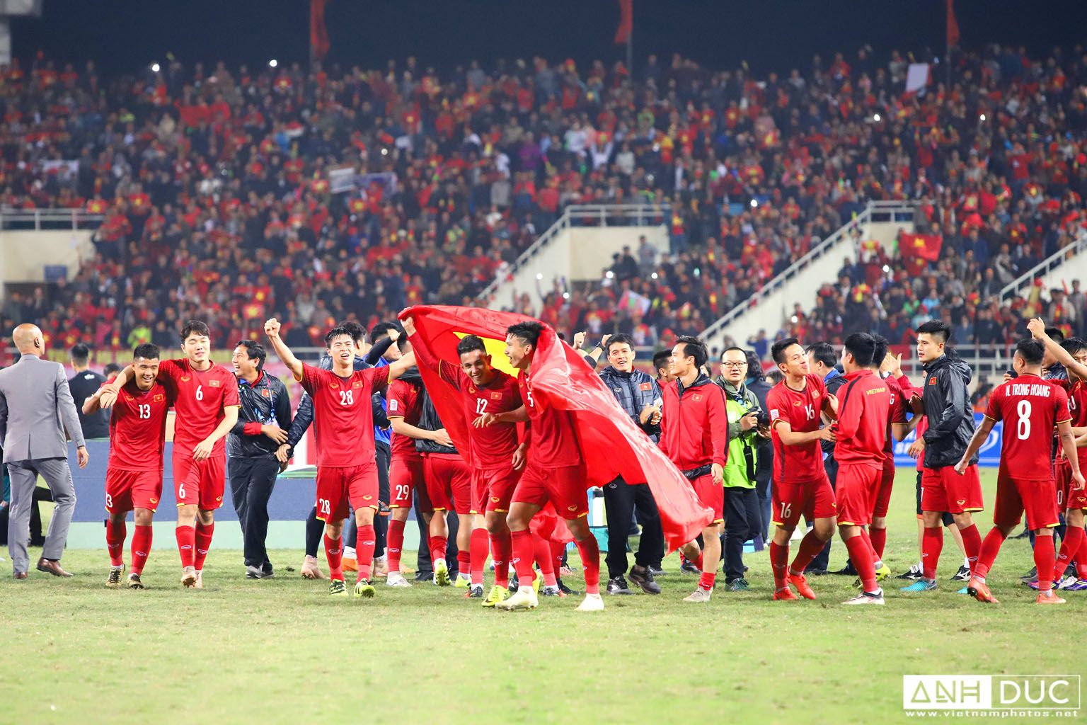 Truong Anh Duc Press Photographer - Vietnam Photos